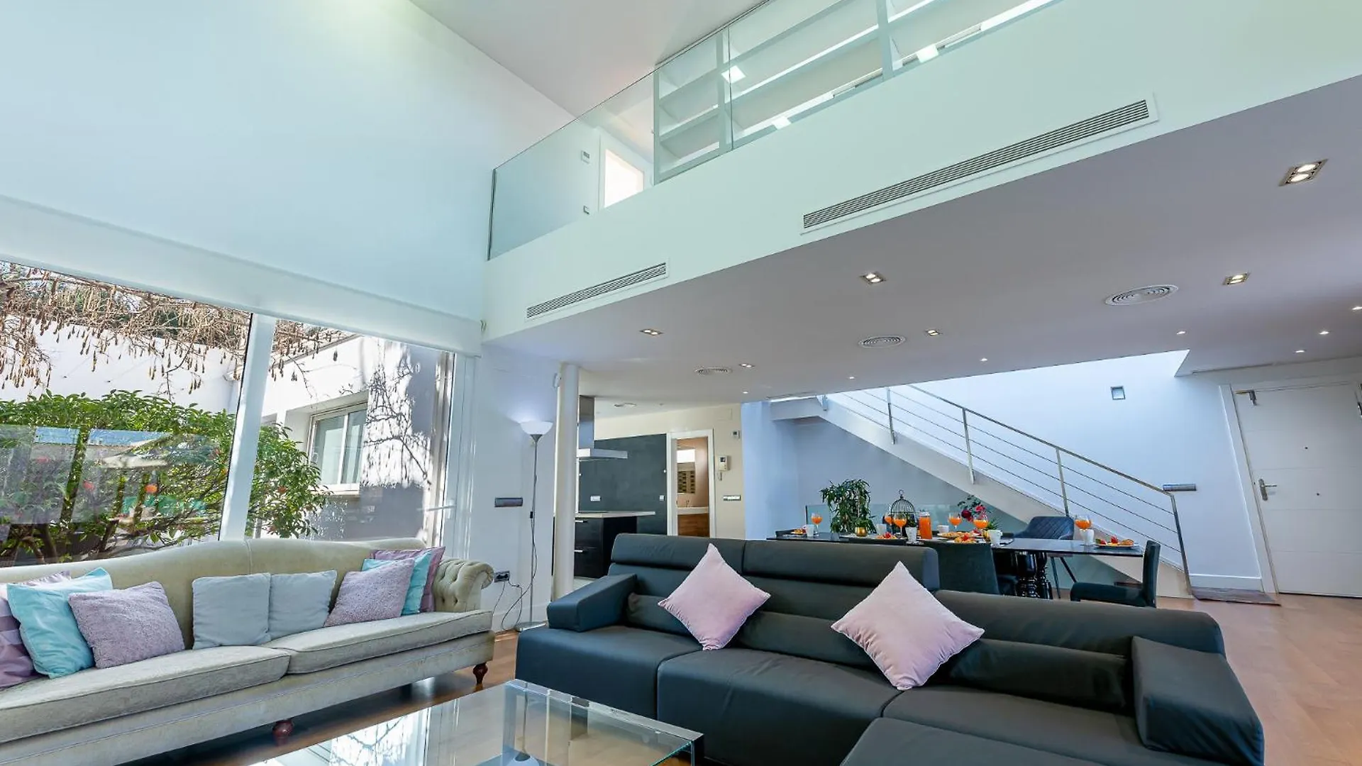 797 Holiday Rentals - Hermosa Villa En Playamar Torremolinos Spain