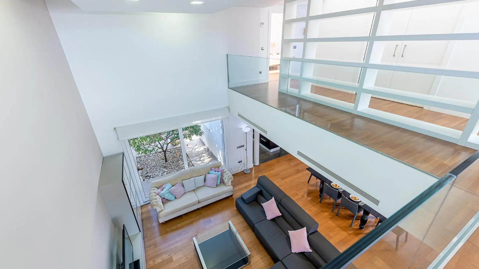 797 Holiday Rentals - Hermosa Villa En Playamar Torremolinos